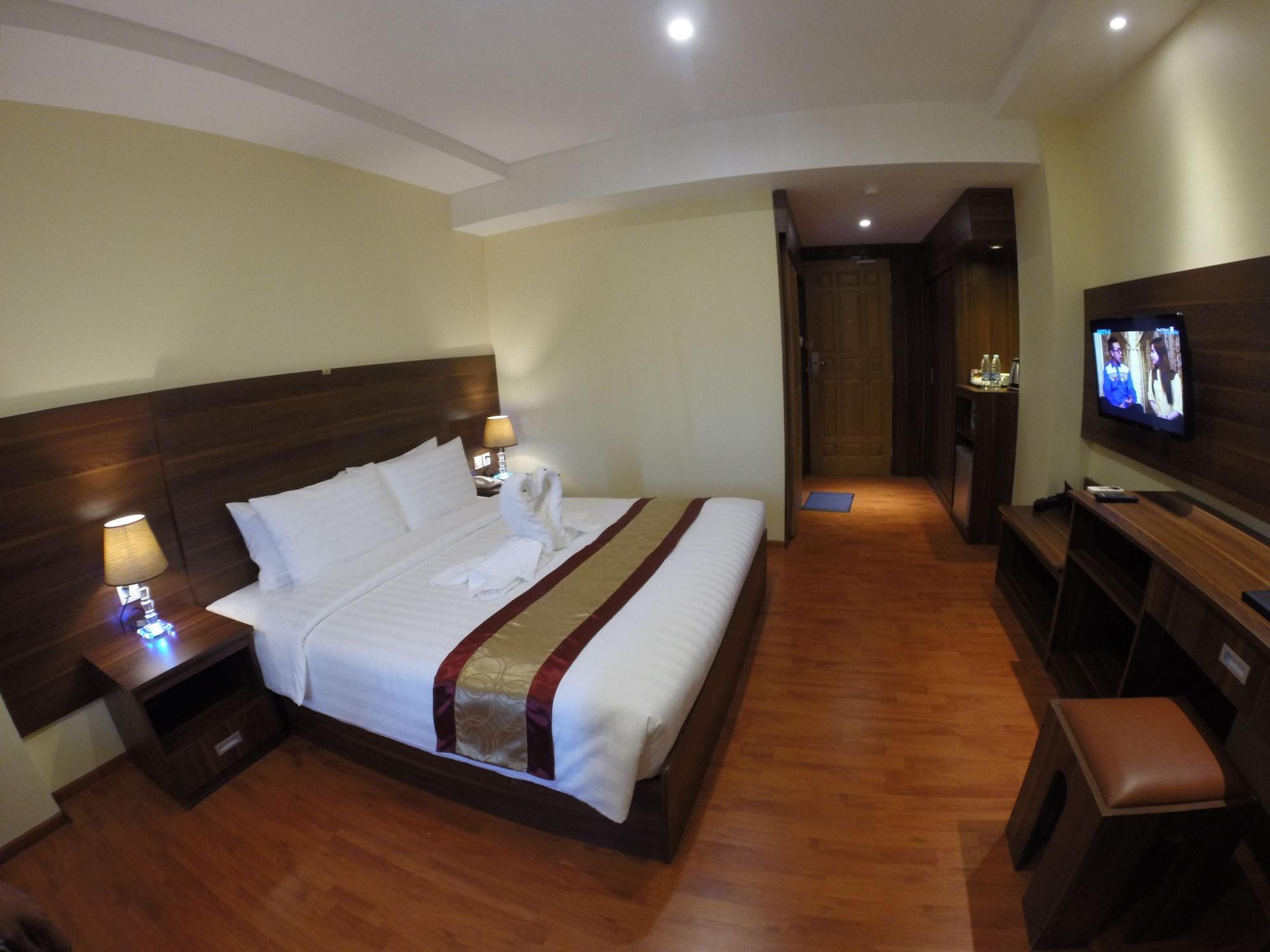 Silver Green Hotel Yangon Esterno foto