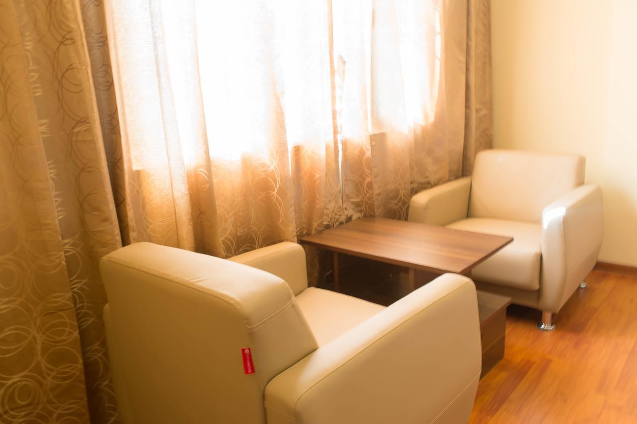 Silver Green Hotel Yangon Esterno foto