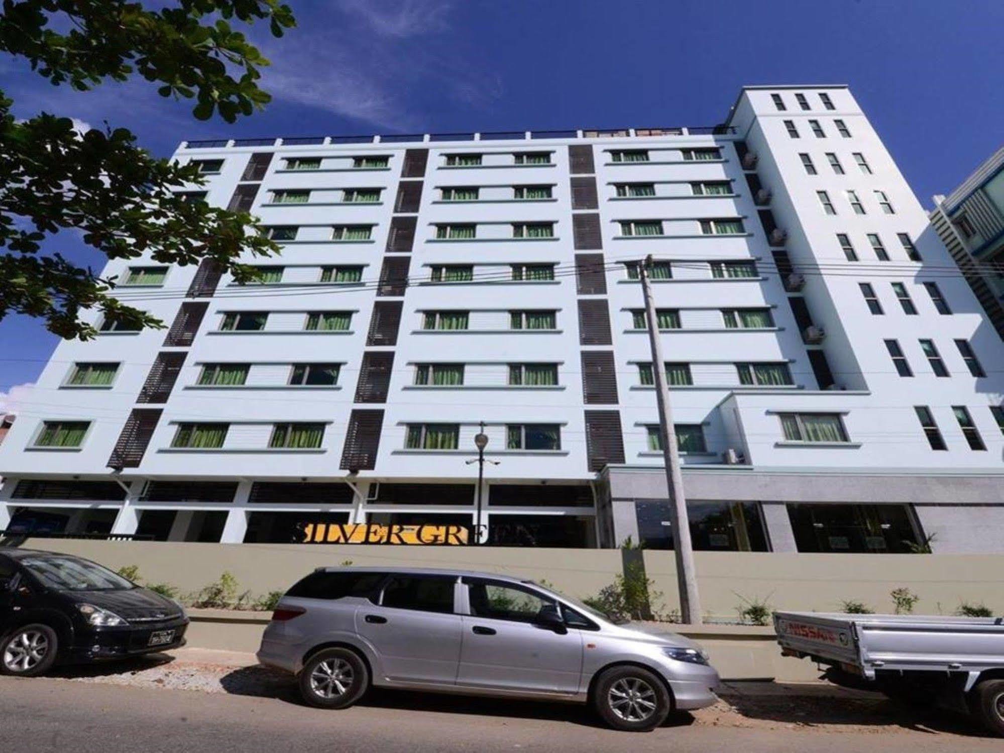 Silver Green Hotel Yangon Esterno foto