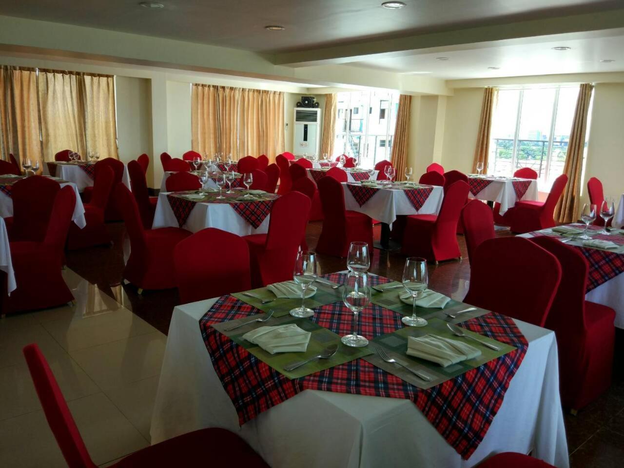 Silver Green Hotel Yangon Esterno foto